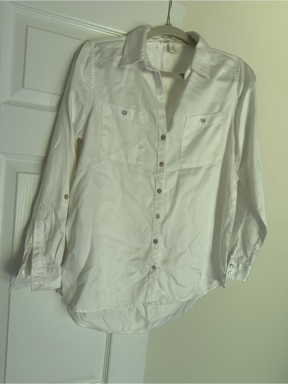 C&C California White Woman's Casual Button-Down Shirt
